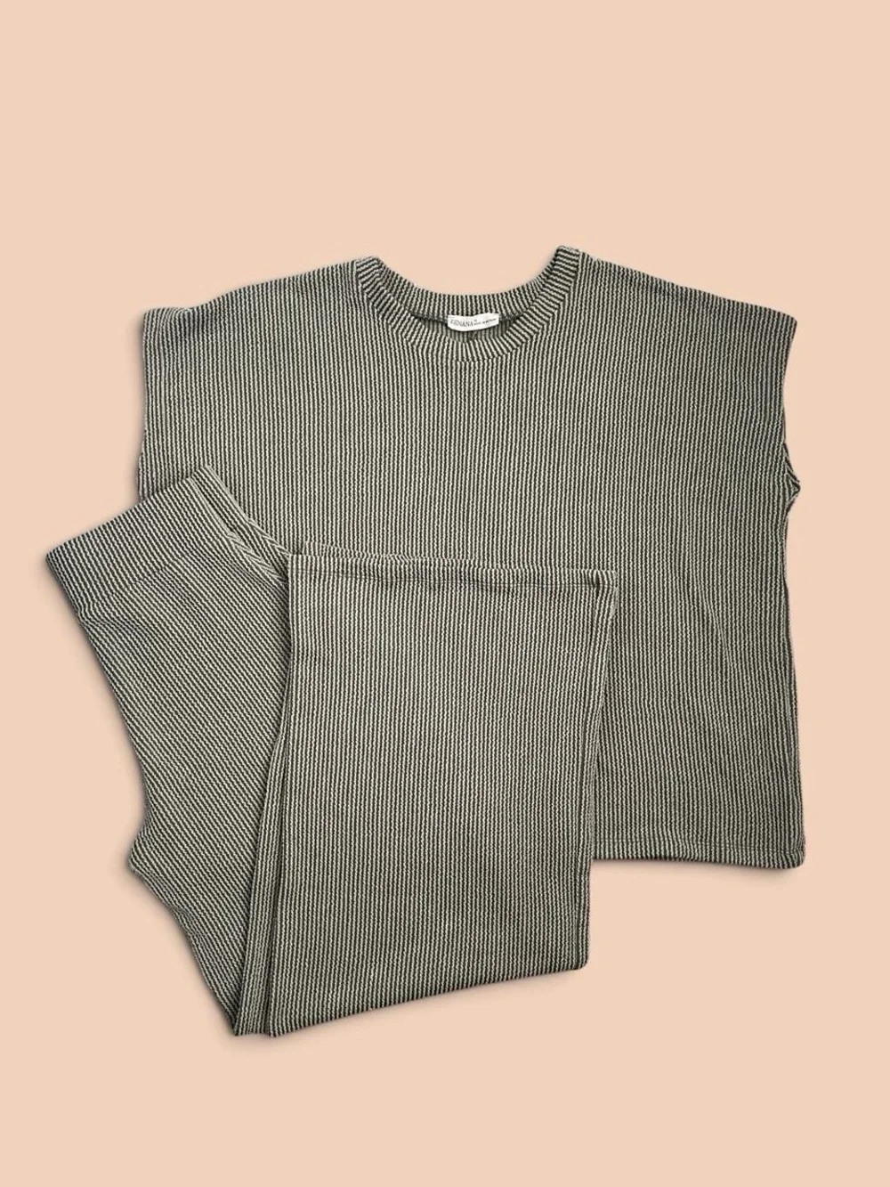 Zenana Outfitters zenana raised